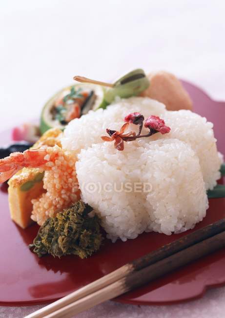 Cherry blossom rice with prawn — Stock Photo