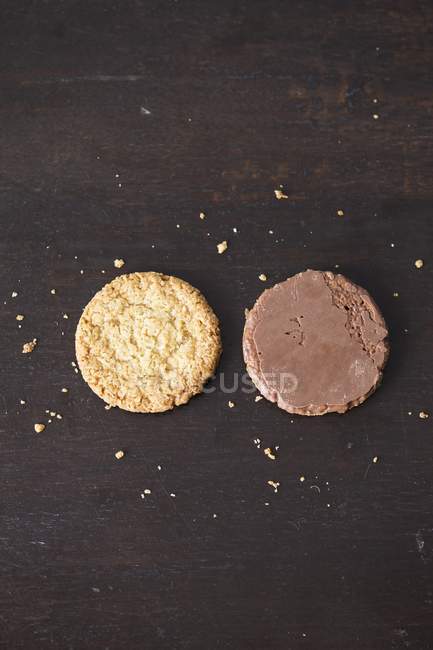 Chocolate oat biscuits — Stock Photo