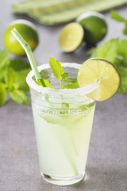 Cocktail made with rum — Stock Photo