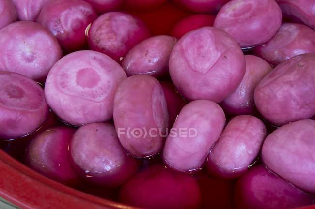 Pickled pink radish with shiso leaves — Stock Photo