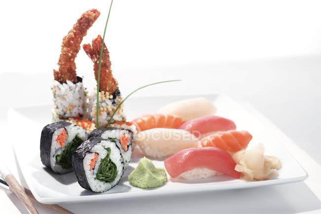 Sushi Maki e nigiri — Foto stock