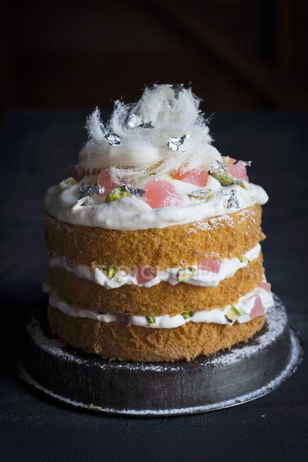 Orange blossom cake — Stock Photo