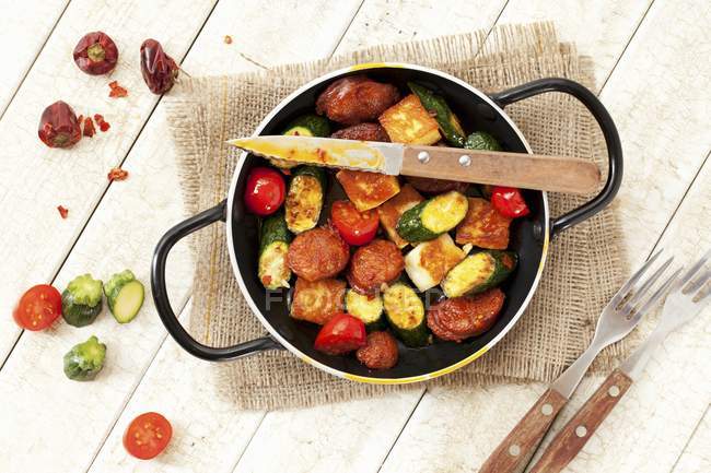 Fried chorizo with courgette — Stock Photo