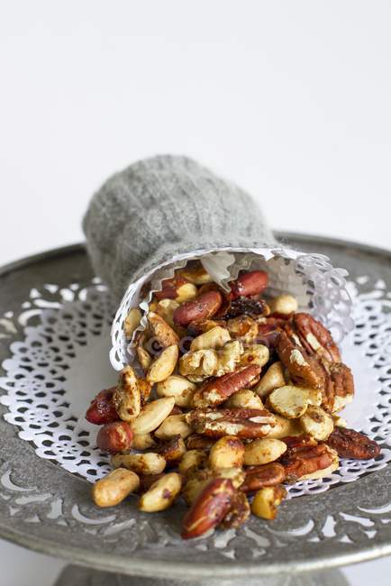 Sweet and spicy nuts — Stock Photo