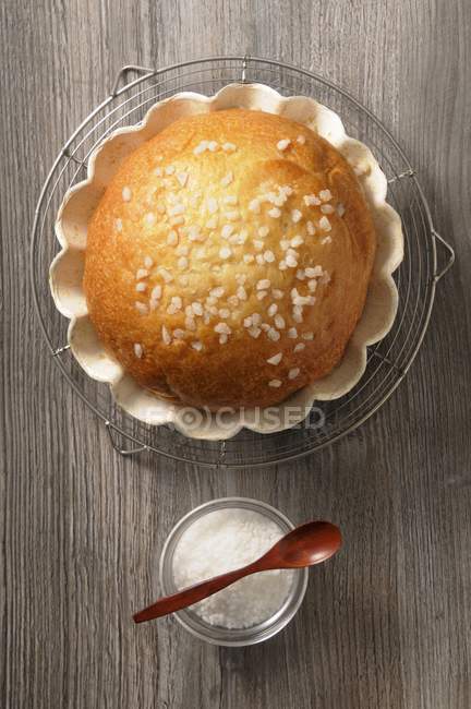 Closeup top view of Pastis landais yeast dough roll — Stock Photo