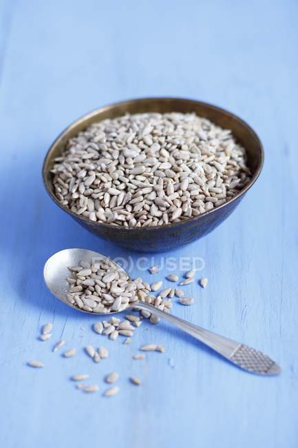 Sunflower seeds in bowl — Stock Photo