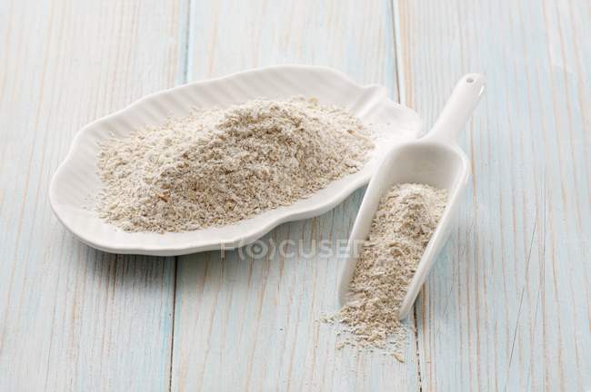 Oat bran on a plate — Stock Photo