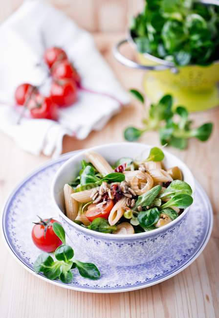 Salad with lambs lettuce — Stock Photo