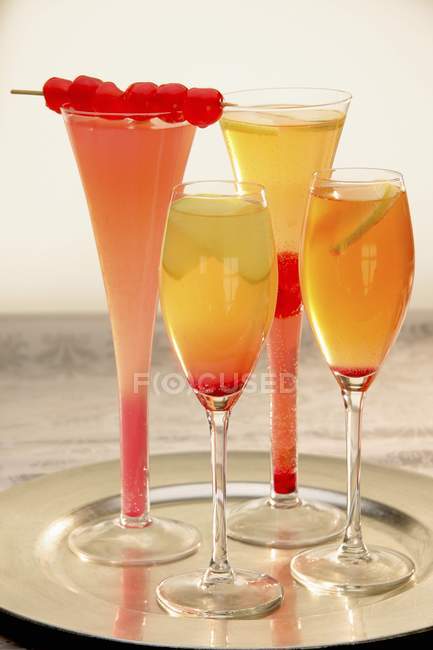 Quatre cocktails aux pommes — Photo de stock