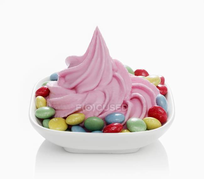 Gelato allo yogurt alla fragola — Foto stock