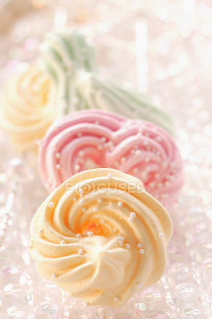 Anéis de merengue coloridos — Fotografia de Stock