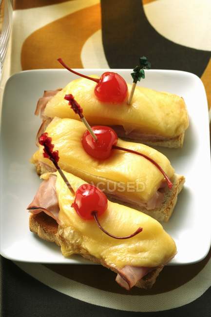 Ham and cheese on toast — Stock Photo