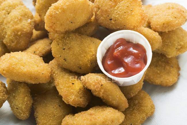 Chicken nuggets with ketchup — Stock Photo