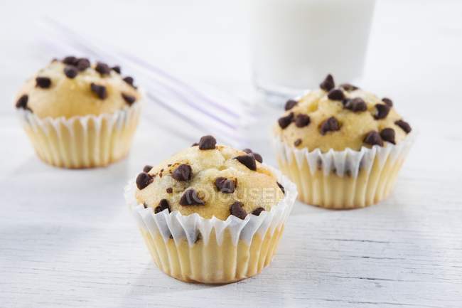 Muffins com chips de chocolate — Fotografia de Stock