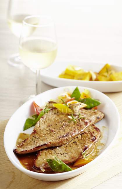 Fried veal escalope — Stock Photo