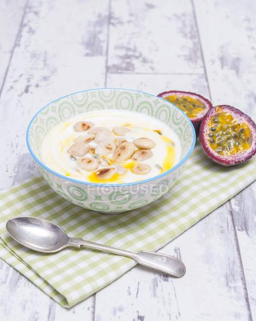 Yoghurt with passion fruit — Stock Photo