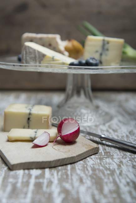Salvia giacobita su tavola di legno — Foto stock