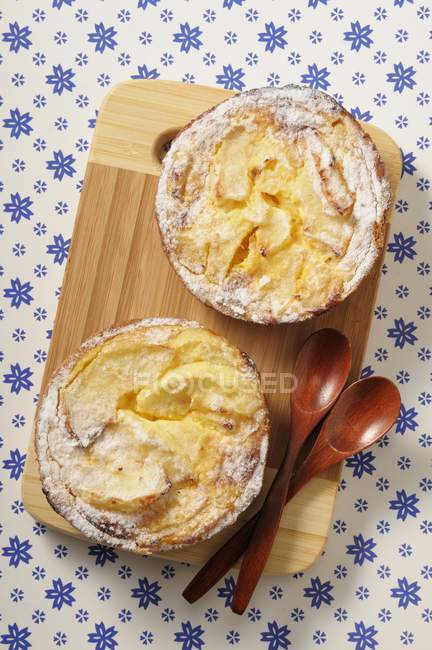 Яблочные тартлеты Франции — стоковое фото
