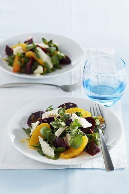 Beetroot salad with cheese — Stock Photo