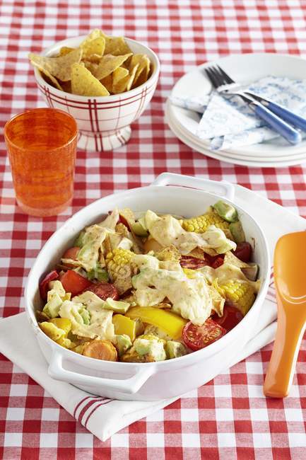 Gratinated vegetables with crisps — Stock Photo