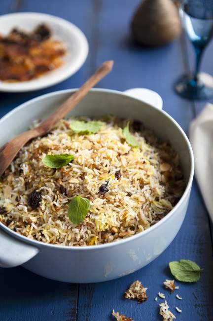 Persian cooked rice with herbs — Stock Photo
