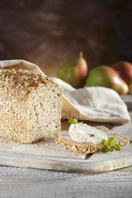 Chia e pão de espelta — Fotografia de Stock