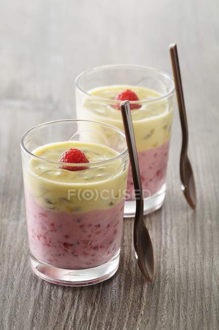 Panna cotta with raspberries — Stock Photo