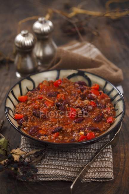 Carne con del peperoncino rosso — Foto stock