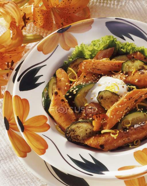 Geröstete Möhren und Zucchini — Stockfoto