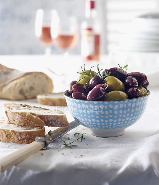 Kalamata olives with bread — Stock Photo