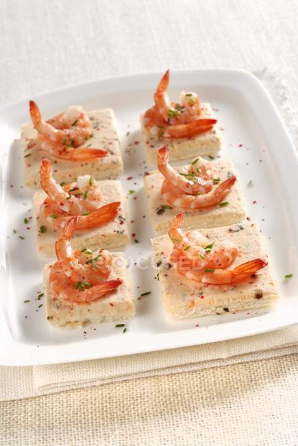 Elevated view of Canapes with prawns and tarragon — Stock Photo
