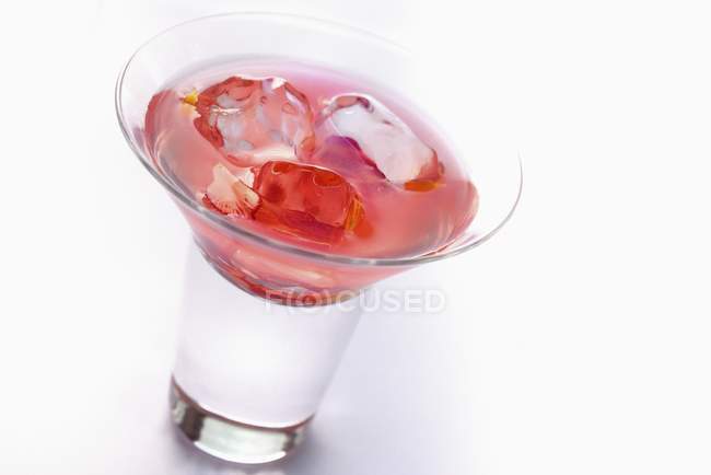 Closeup view of Dolce Vita drink with ice cubes — Stock Photo