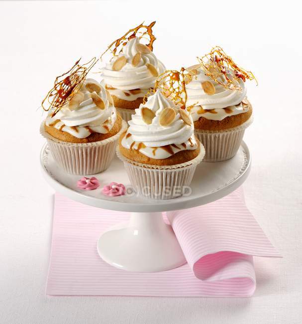Almond cupcakes with caramel — Stock Photo