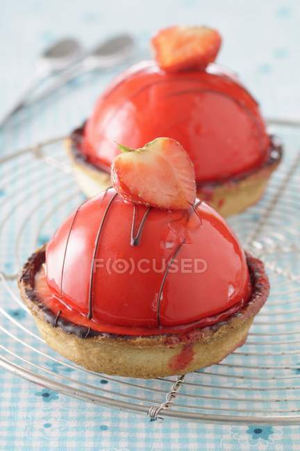 Strawberry dome tartlets — Stock Photo