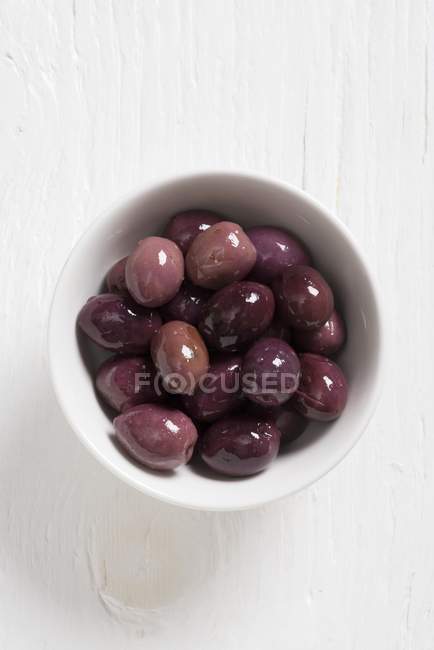 Aceitunas marinado Viola marocchina - foto de stock