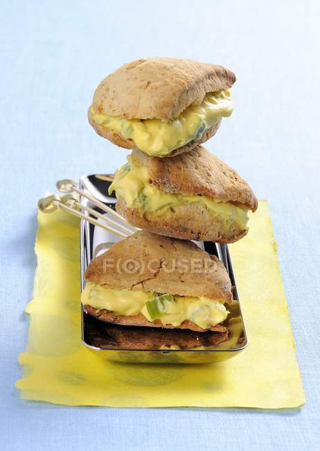 Herb scones with cheese — Stock Photo