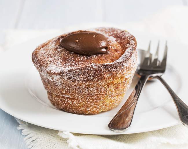 Muffin con marmellata di lamponi — Foto stock