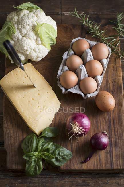 Ingredients featuring eggs — Stock Photo