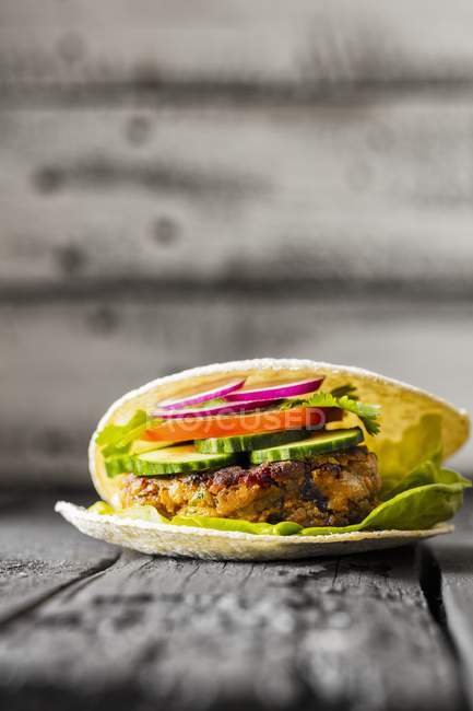 Gluten-free veggie burger — Stock Photo