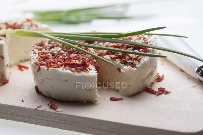 Cream cheese with tomatoes — Stock Photo