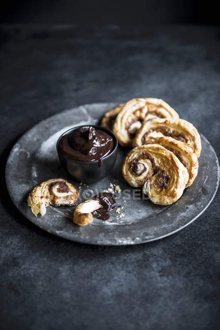 Puff pastry and cinnamon palmiers — Stock Photo