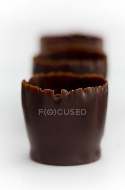 Пустые шоколадные чашки — стоковое фото