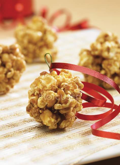 Caramel popcorn balls — Stock Photo