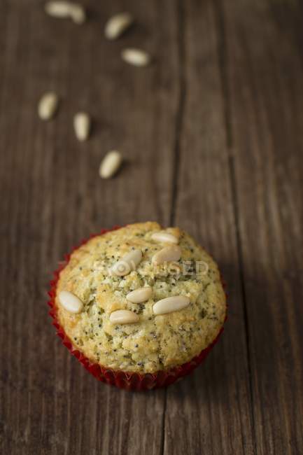 Pine nut and poppy seed muffin — Stock Photo