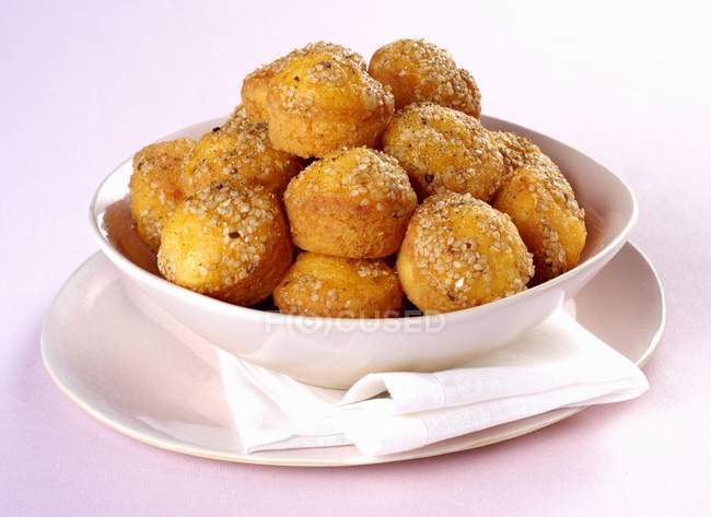 Muffins with sesame seeds — Stock Photo