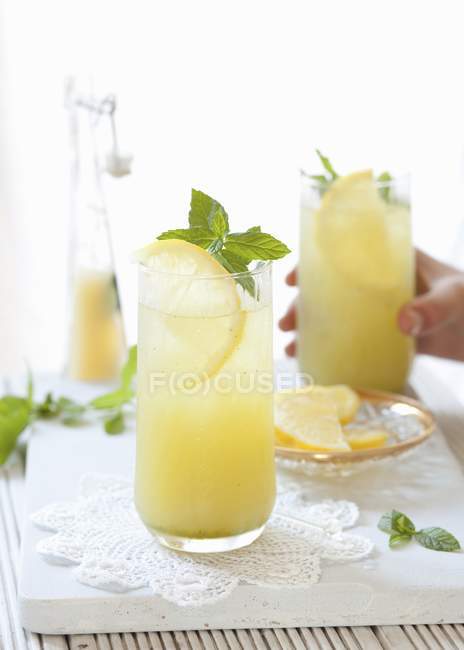 Succo di mela e limone — Foto stock