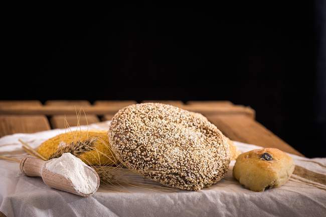Assorted fresh breads — Stock Photo