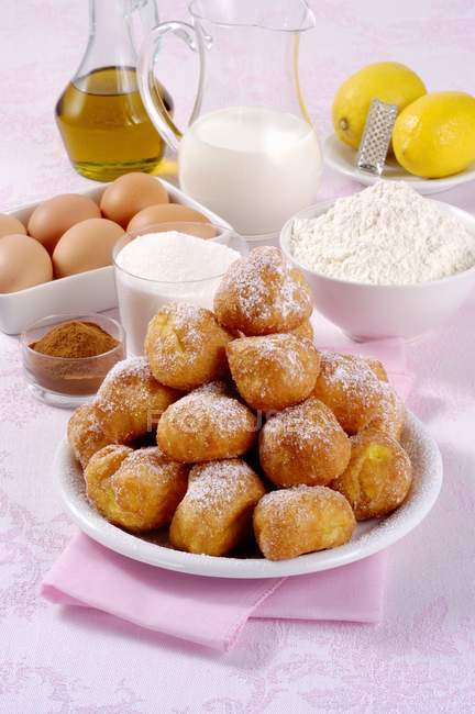 Italian fried doughnuts — Stock Photo