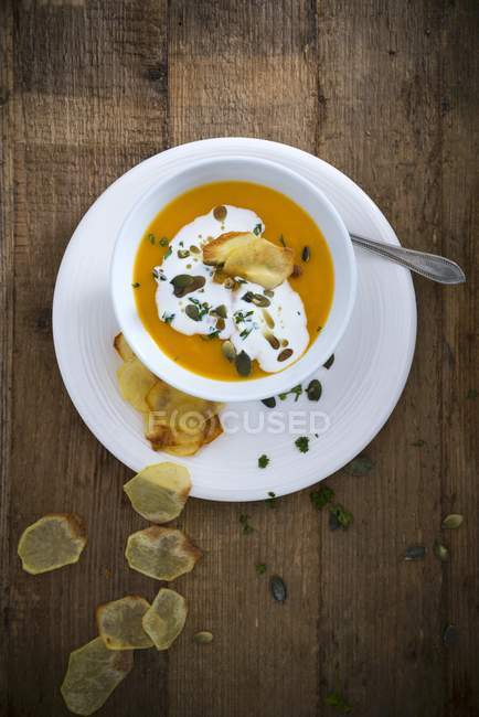 Vegan pumpkin soup — Stock Photo