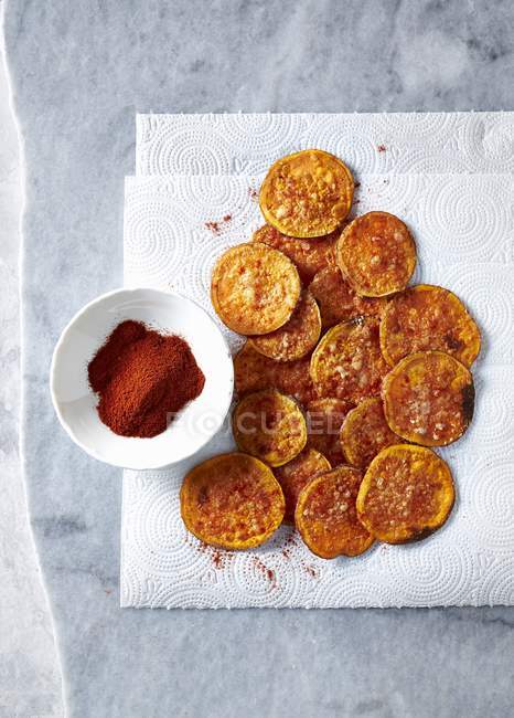 Sweet potato chips — Stock Photo